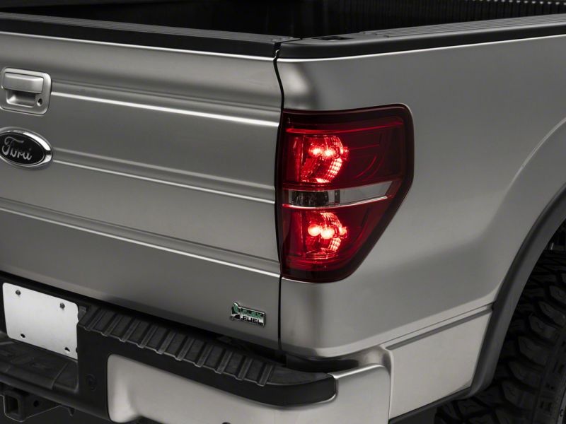 Luces traseras Raxiom 09-14 Ford F-150 Styleside - Carcasa cromada - Lente roja/transparente