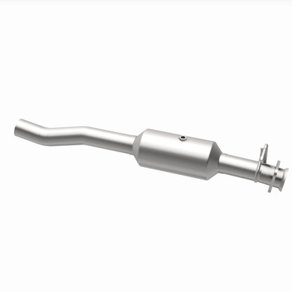 MagnaFlow 16-19 Ford F-650 V10 6.8L Underbody Direct Fit Catalytic Converter