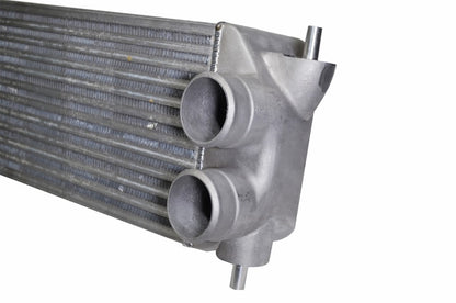 Intercooler de montaje frontal con placa y barra EcoBoost Injen 15-20 Ford F-150 2.7L/3.5L