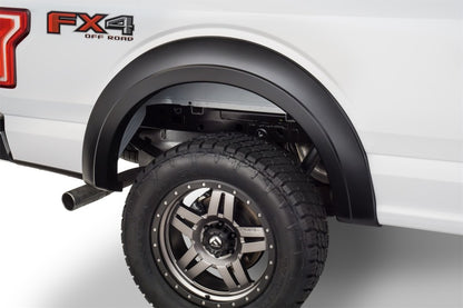 Bushwacker 18-19 Ford F-150 Extend-A-Fender estilo bengalas 4 piezas. - Negro