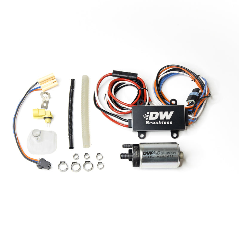 DeatschWerks DW440 440lph Bomba de combustible sin escobillas Controlador simple/doble e instalación 15+ Ford Mustang GT