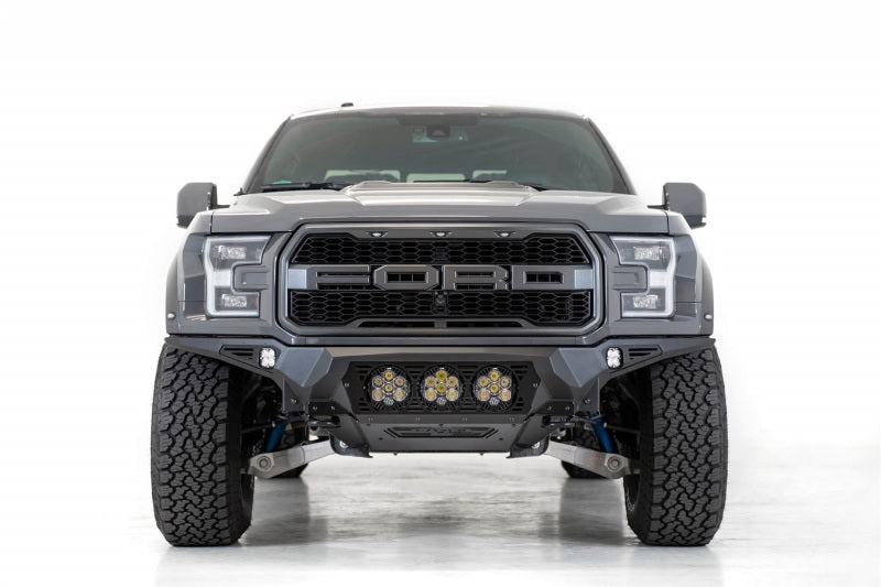 Addictive Desert Designs 17-20 Ford Raptor F-150 Bomber Parachoques delantero