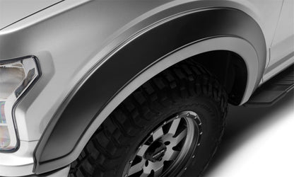 Bushwacker 18-19 Ford F-150 Extend-A-Fender estilo bengalas 4 piezas. - Negro