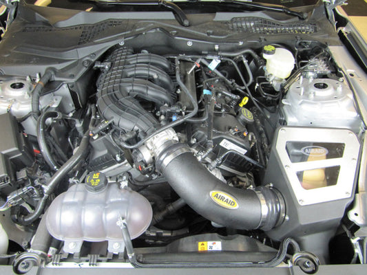 Airaid 2015 Ford Mustang 3.7L V6 Sistema de admisión (lubricado/medio rojo)