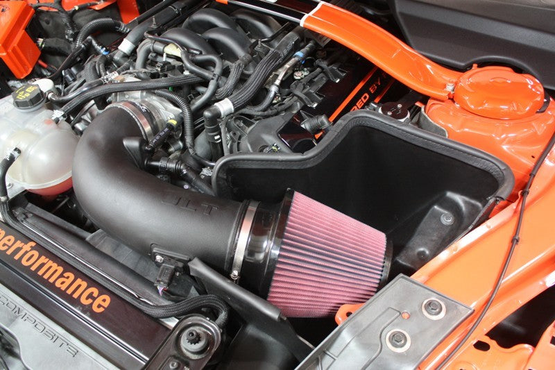 JLT 15-19 Ford Mustang GT350/GT350R Kit de admisión de aire frío texturizado negro con filtro rojo - Tune Req