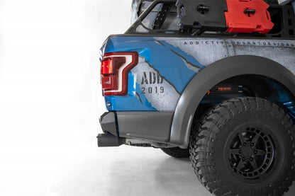 Addictive Desert Designs 17-20 Ford Raptor F-150 Bomber Parachoques trasero con recortes para sensor de respaldo