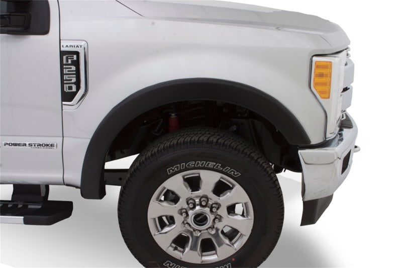 Bushwacker 18-19 Ford F-150 OE estilo bengalas 4 piezas - negro