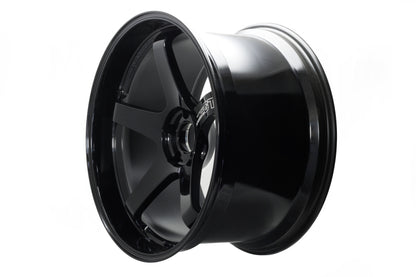 Rueda Advan GT Premium Version 21x9.5 +40 5-114.3 Racing en color negro brillante