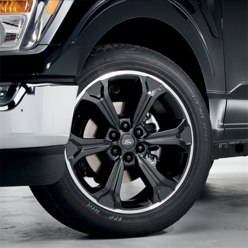 Ford Racing 15-23 F-150 Juego de ruedas de 22 pulgadas - Negro con cara mecanizada